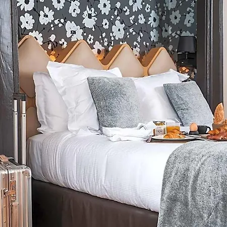 Le Monastere De Saint Mont & 호텔 4*